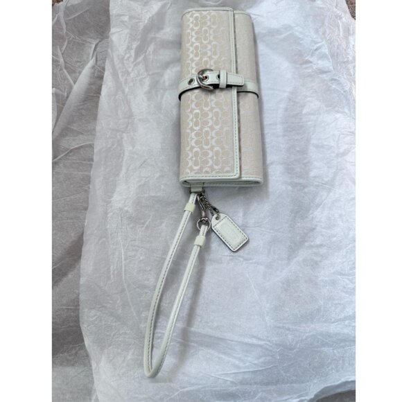 Coach Ivory Long Wallet Wristlet - Picture 5 of 11
